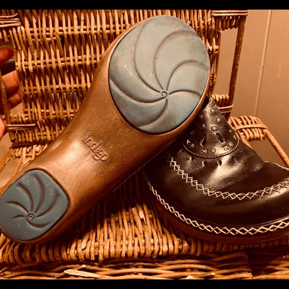 Indigo by Clark’s clog mule size 6 - Picture 5 of 8